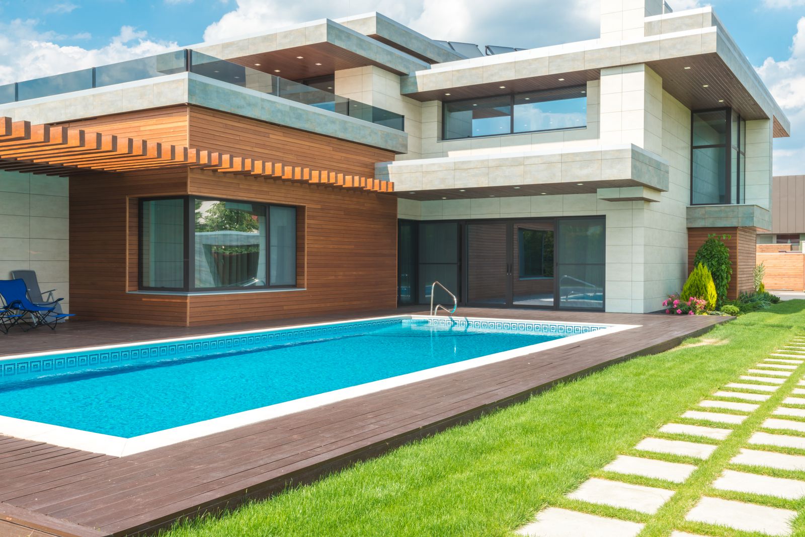 Design It Together — Outdoor Pool & Spa Repairs